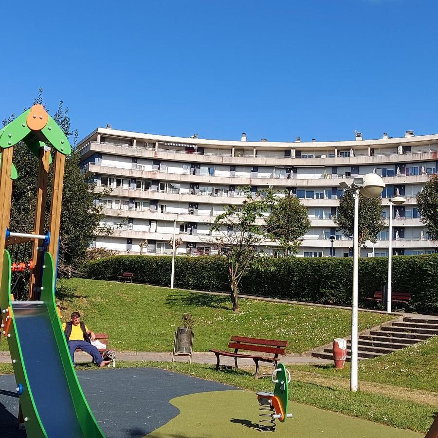 Appartement Soleado Piso Con Garaje Y Piscina A 8' Centro à Castro Urdiales Extérieur photo